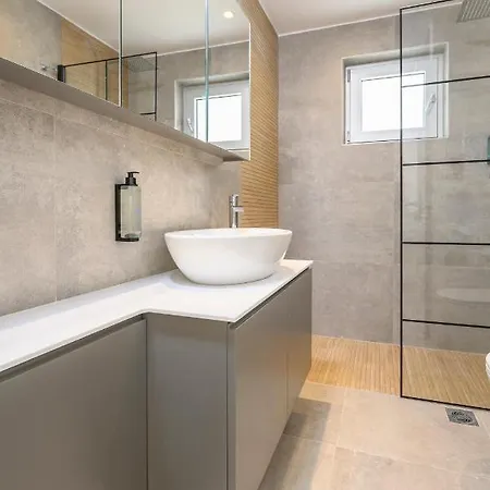 Aetherius Executive 5 Min To Apartamento *