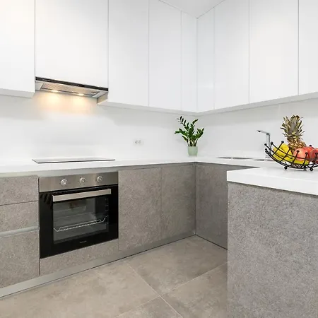 Aetherius Executive 5 Min To * Cos