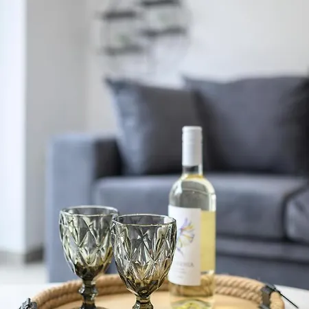 Aetherius Executive 5 Min To * העיירה קוס