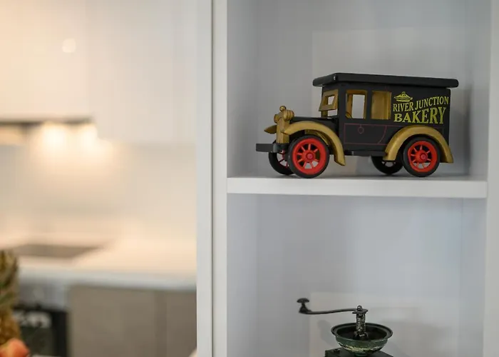 Aetherius Executive 5 Min To شقة