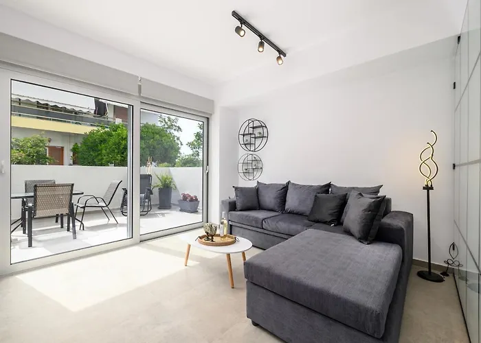 Aetherius Executive 5 Min To بلدة كوس